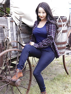 Shemale Outdoor Pics